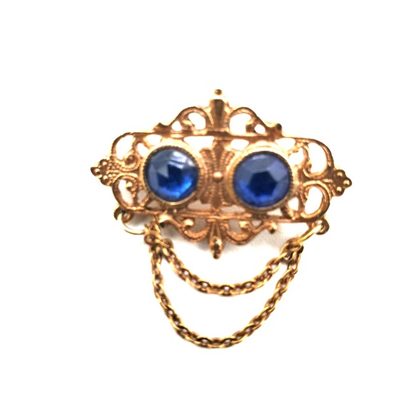 The Unbranded Brand Jewelry - Vintage Filigree Blue Stone with Drop Chains Brooch Pin